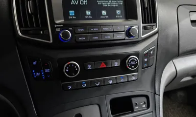Hyundai Starex