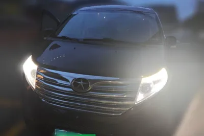 JAC Group Refine M5