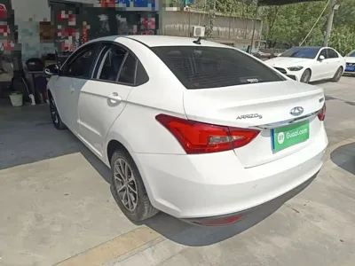 Chery Arrizo 5