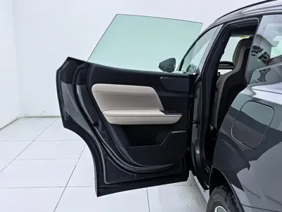Volvo 沃尔沃XC70插电式混动
