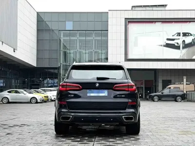 BMW X5 (Import)