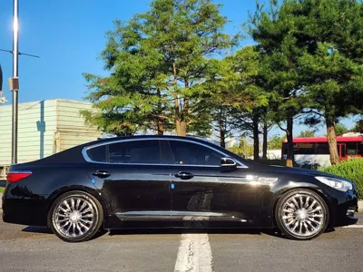 Kia K9