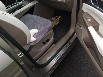 Roewe RX9