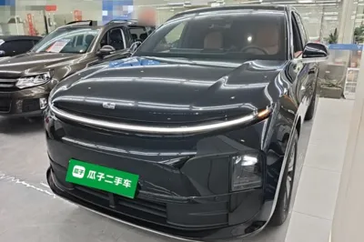 Li Auto L6