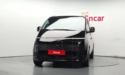 Hyundai Staria