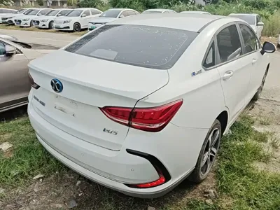 BAIC EU5