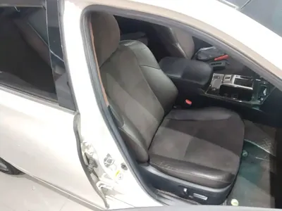 Toyota Reiz