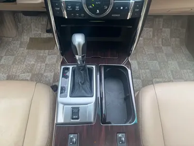 Toyota Reiz