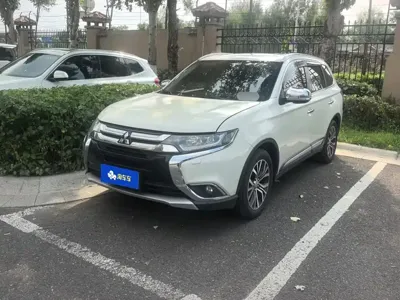 Mitsubishi Outlander (Import)