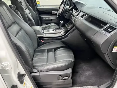 Land Rover Sport
