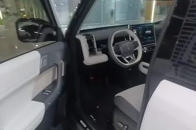 iCAR 03