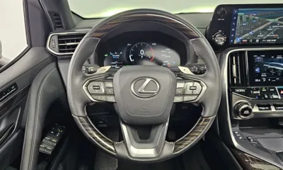 Lexus LX