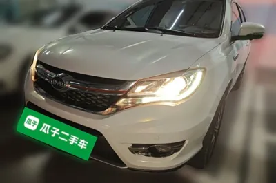 BYD S7
