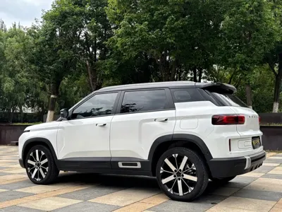Geely ICON