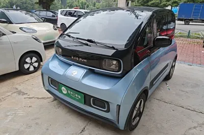 Baojun E300