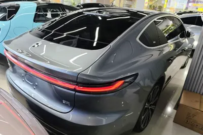 Nio ET7