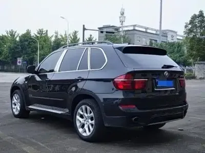 BMW X5 (Import)