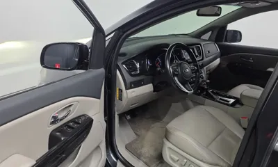Kia Canival