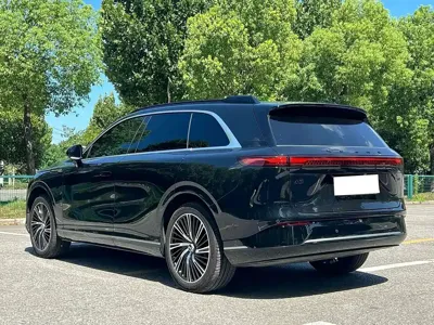 Xpeng G9