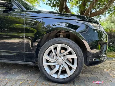 Land Rover Sport