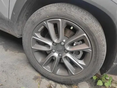 Geely ICON