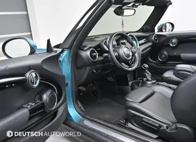 MINI Cooper Convertible