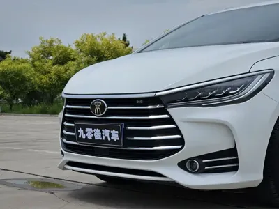 BYD MAX