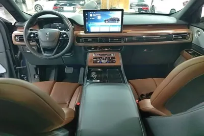 Lincoln Aviator