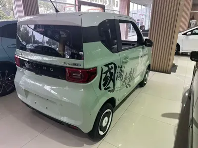 Wuling MINIEV