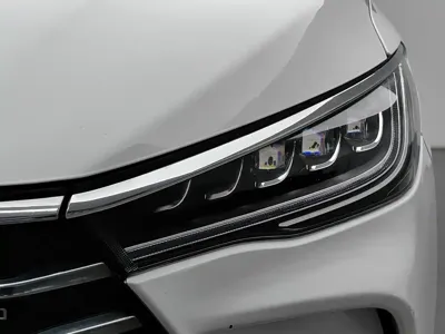 BYD MAX