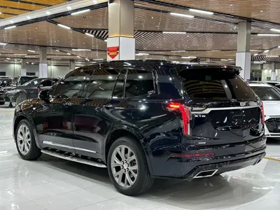 Cadillac XT6