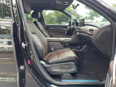 Honda UR-V