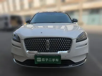 Lincoln Corsair