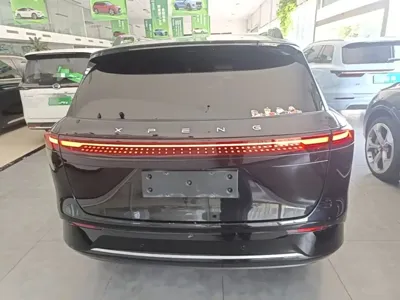 Xpeng G9