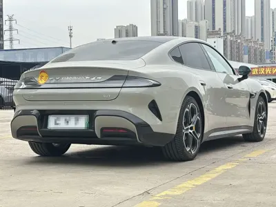 Xiaomi SU7