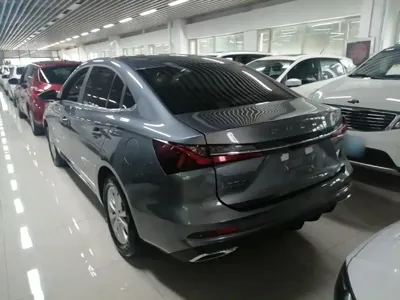 Roewe i5