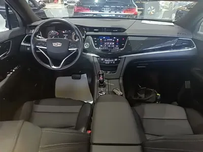Cadillac XT6