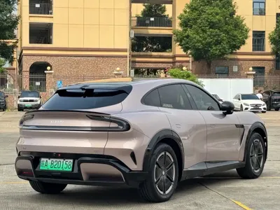 Xiaomi 小米YU7