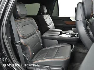 Lincoln Navigator