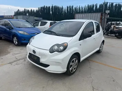 BYD e1