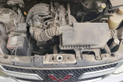 Wuling Rongguang V