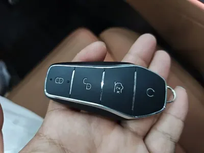 BYD 汉L