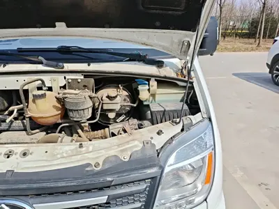 大通 V80
