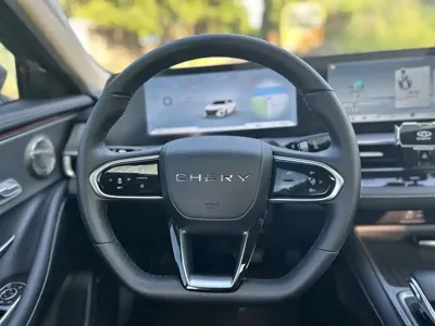 Chery Arrizo 8