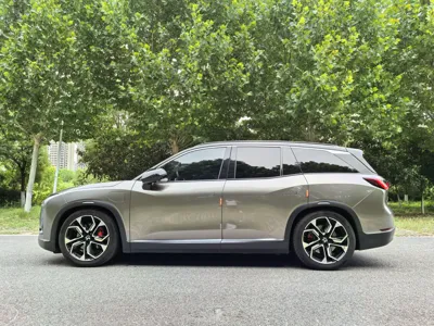 Nio ES8