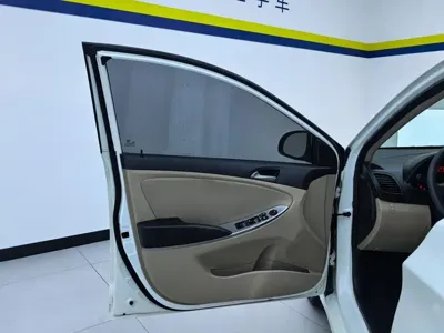Hyundai Verna