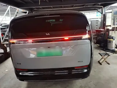 Li Auto Li MEGA