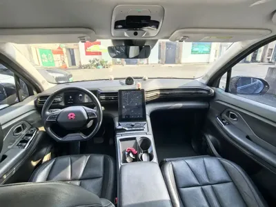 Nio ES8