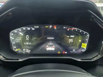 Lynk & Co 05