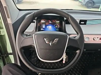 Wuling MINIEV